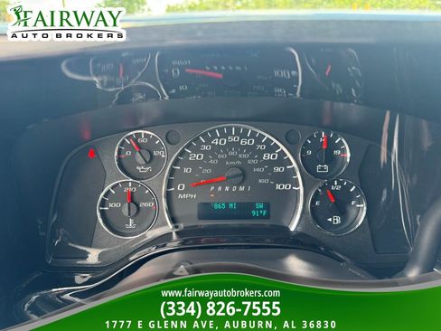 Used 2021 Chevrolet Express 2500 w/ Enhanced Convenience Package RWD image 19