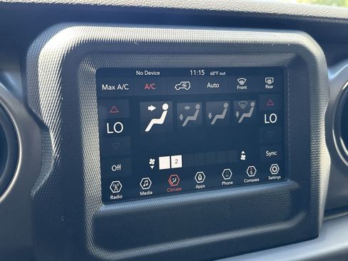 Certified 2023 Jeep Wrangler Unlimited AWD/4WD image 20