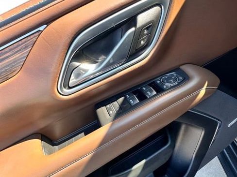 Used 2021 Chevrolet Tahoe High Country image 22