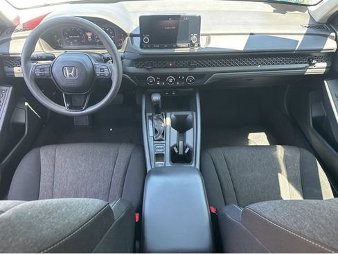 Used 2023 Honda Accord LX image 17