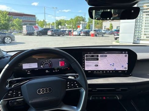 New 2026 Audi Q3 quattro 2.0T AWD/4WD image 11