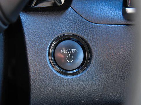 Used 2025 Toyota Camry LE image 29