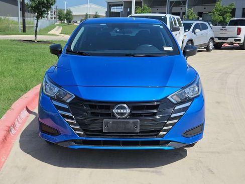 Used 2024 Nissan Versa S FWD image 2