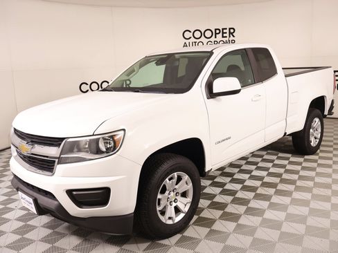 Used 2020 Chevrolet Colorado LT w/ Safety Package RWD image 9