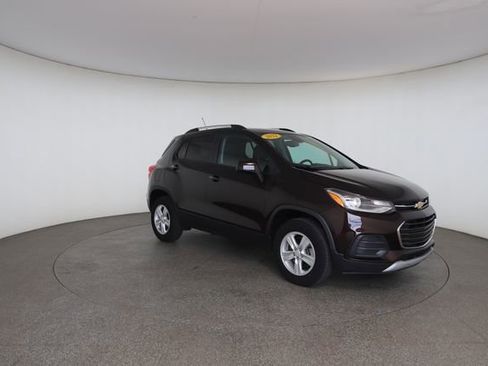 Used 2022 Chevrolet Trax LT w/ Driver Confidence Package AWD/4WD image 27