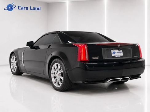 Used 2009 Cadillac XLR RWD image 5