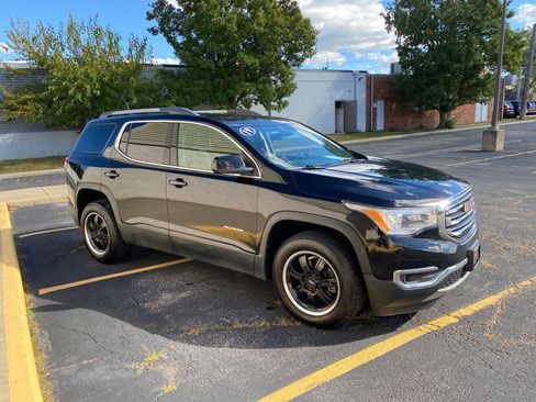 Used 2019 GMC Acadia SLT w/ LPO, Cargo Package image 7