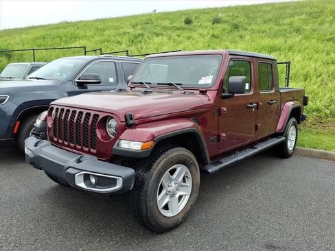 Used 2022 Jeep Gladiator Sport AWD/4WD image 10