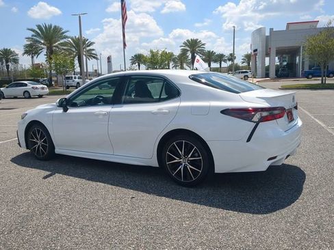 Certified 2023 Toyota Camry SE image 6