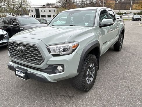 Used 2023 Toyota Tacoma TRD Off-Road image 4