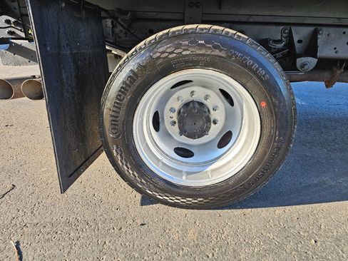 Used 2012 Ford F450 XL w/ High Capacity Trailer Tow Pkg image 19