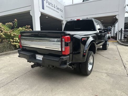 Used 2025 Ford F450 Platinum w/ Platinum Plus Package image 11