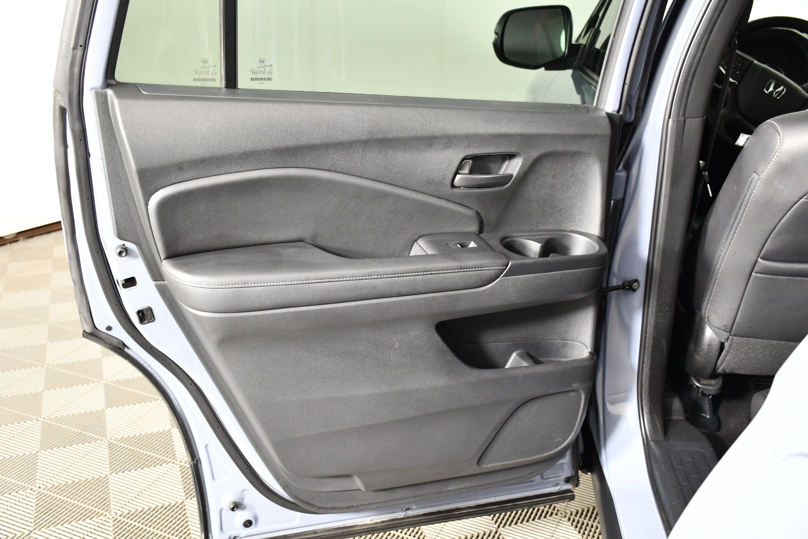 Used 2023 Honda Passport EX-L image 30