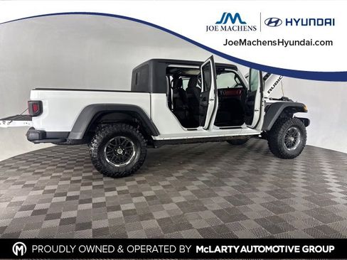 Used 2020 Jeep Gladiator Rubicon w/ Trailer Tow Package image 14