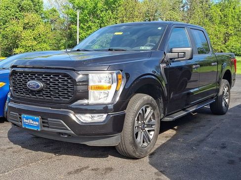 Used 2022 Ford F150 XL w/ STX Appearance Package AWD/4WD image 3