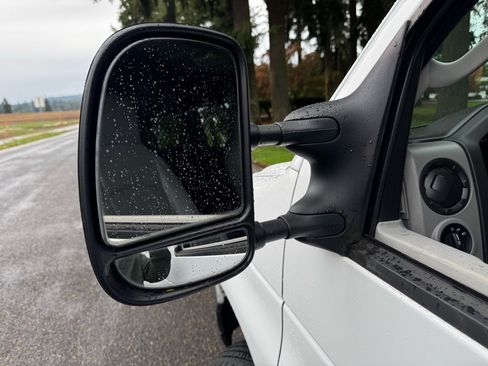 Used 2013 Ford E-250 and Econoline 250 image 34