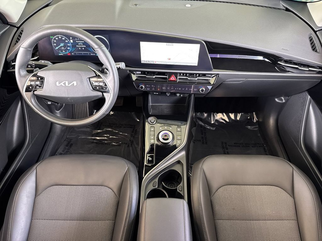 Used 2023 Kia Niro Wind w/ Wind Preserve Package FWD image 12