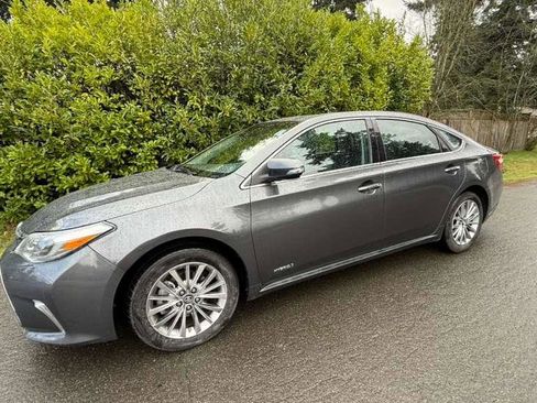 Used 2017 Toyota Avalon Limited w/ Carpet Mat Package FWD image 6