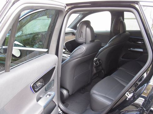 New 2026 Mercedes-Benz GLC 300 4MATIC image 14