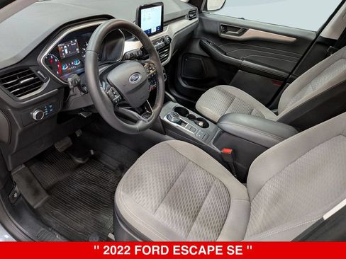 Used 2022 Ford Escape SE w/ Cold Weather Package AWD/4WD image 11