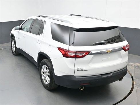 Used 2018 Chevrolet Traverse LT image 41