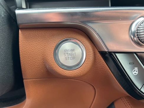 Certified 2025 Kia Telluride SX Prestige X-Line AWD/4WD image 18