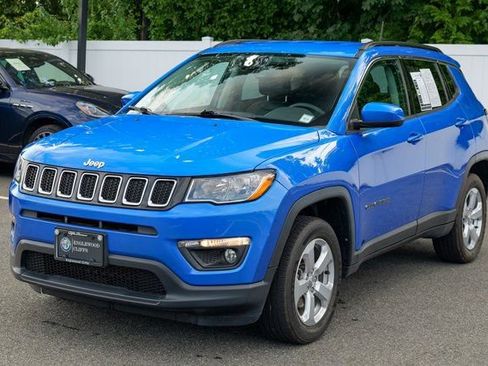 Used 2021 Jeep Compass Latitude image 3