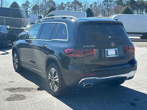New 2026 Mercedes-Benz GLB 250 image 5