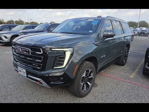 Used 2025 GMC Yukon AT4 w/ AT4 Premium Plus Package AWD/4WD image 1