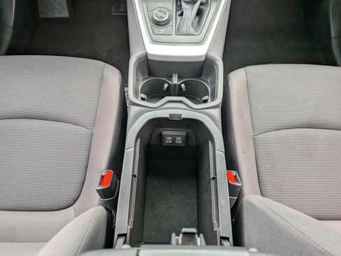 Certified 2025 Toyota RAV4 LE AWD/4WD image 30