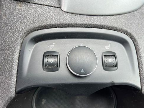 Used 2014 Ford Focus SE w/ Equipment Group 201A FWD image 26