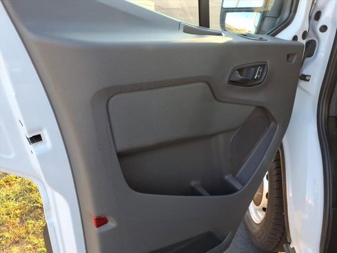 Used 2024 Ford Transit 350 XL image 11