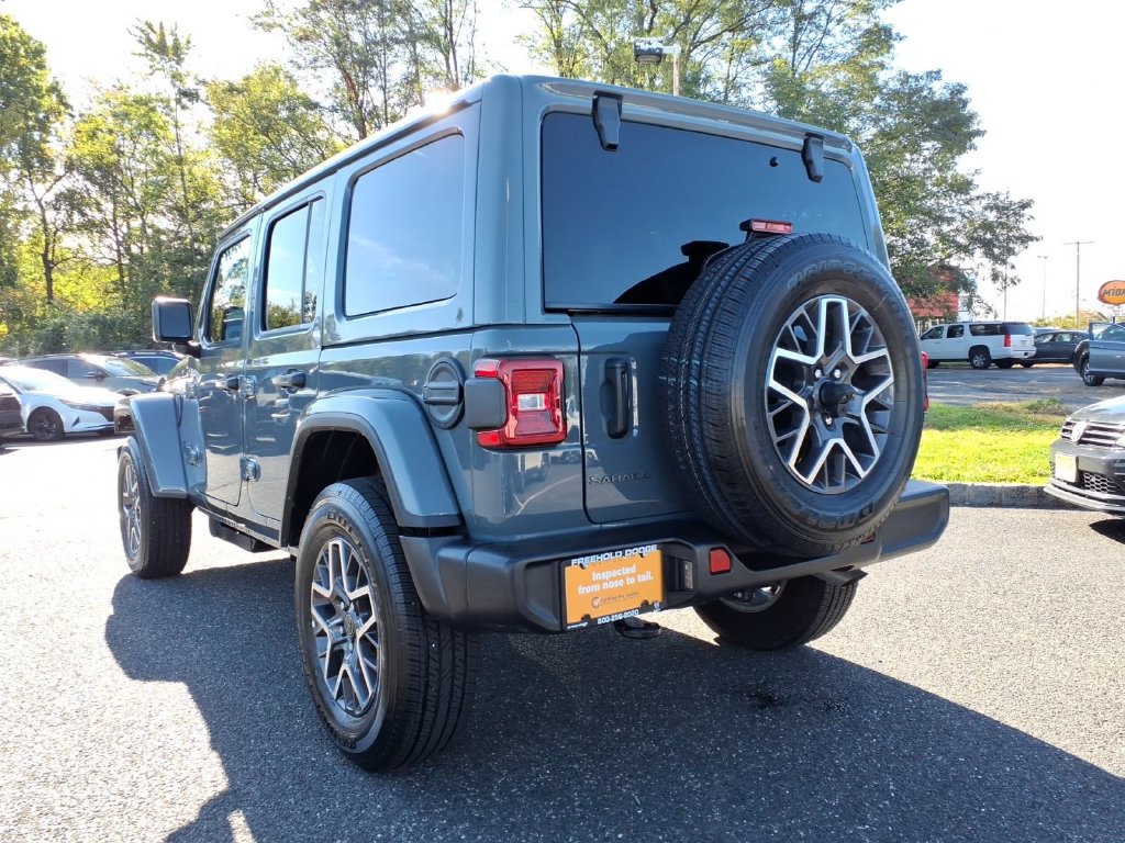Certified 2026 Jeep Wrangler Unlimited Sahara AWD/4WD image 22
