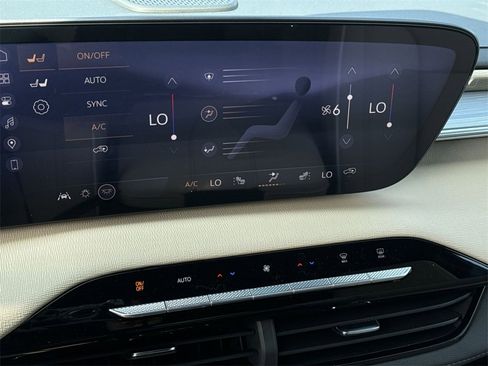 New 2026 Buick Enclave Preferred w/ Power Package image 21