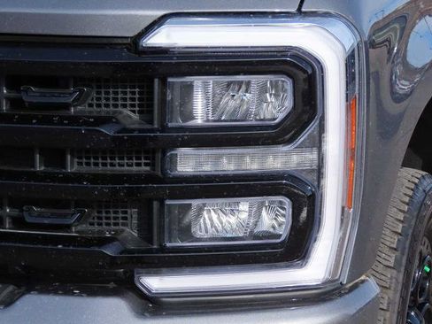 Certified 2024 Ford F250 Lariat w/ Lariat Ultimate Package image 10