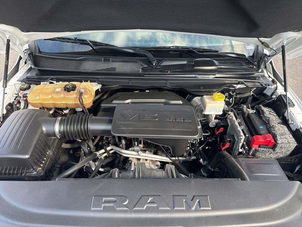 Used 2019 RAM 1500 Big Horn AWD/4WD image 10