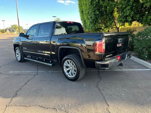 Used 2018 GMC Sierra 1500 SLT w/ SLT Premium Package image 6