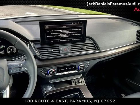 Used 2023 Audi Q5 e Premium Plus w/ Premium Plus Package image 6