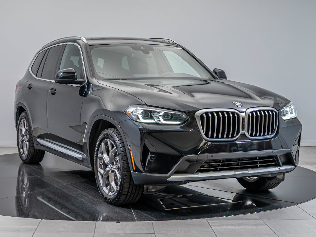 Used 2023 BMW X3 xDrive30i w/ Premium Package w/ZPA AWD/4WD image 12