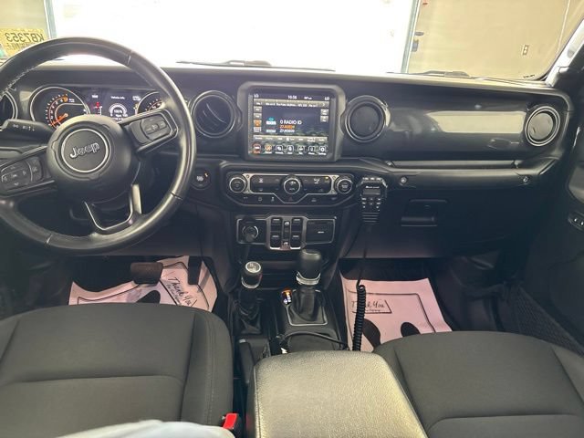Used 2022 Jeep Gladiator Sport AWD/4WD image 2