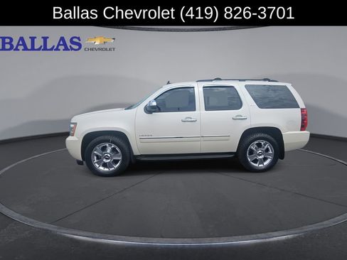 Used 2010 Chevrolet Tahoe LTZ RWD image 5