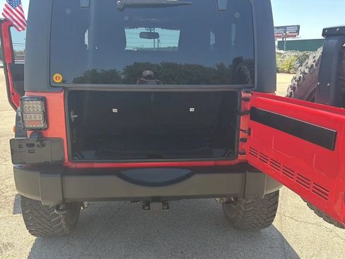 Used 2013 Jeep Wrangler Sport AWD/4WD image 30