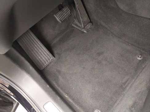 Used 2022 Volvo XC60 B5 Momentum w/ Protection Package Premier image 14