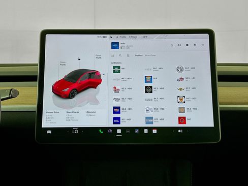 Used 2024 Tesla Model Y Long Range image 18