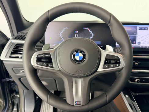 New 2026 BMW X5 xDrive40i w/ M Sport Package AWD/4WD image 14