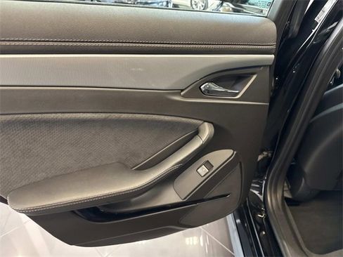 Used 2014 Cadillac CTS V image 9