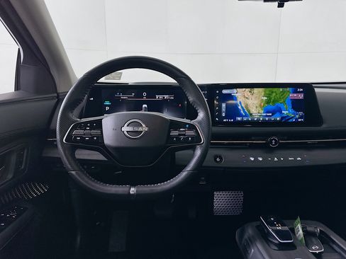 Used 2023 Nissan Ariya EVOLVE+ image 17