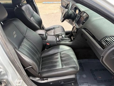 Used 2021 Chrysler 300 S RWD image 33