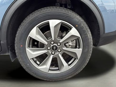 Used 2025 Ford Escape Platinum AWD/4WD image 39