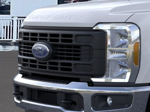 New 2026 Ford F350 XL w/ FX4 Off-Road Package image 17